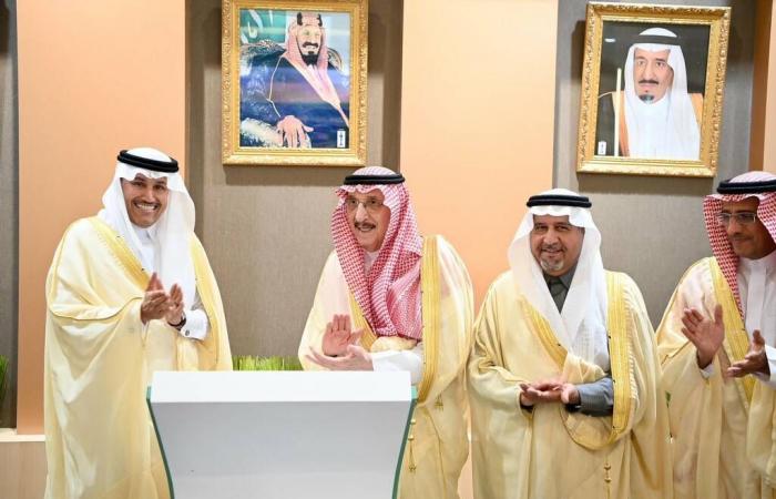 مباشر السعودية | أمير جازان يدشن 9 مشروعات للطرق بتكلفة 807 ملايين ريال