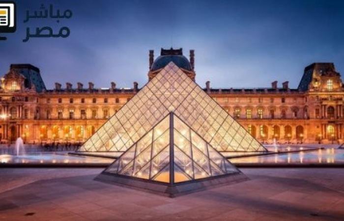 متحف اللوفر يتعرض لكارثة.. تسرب مياه يدمر مئات الكتب النادرة